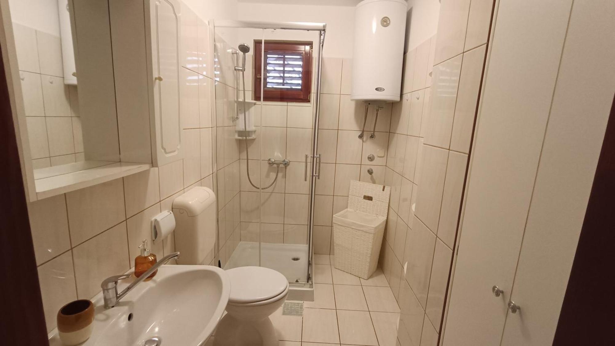 Apartma Jemi